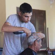 Levantando fondos para los Barberos